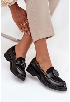 Lakované dámské mokasíny s ozdobnou přezkou S.Barski – černé