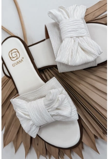 Dámské pantofle na plochém podpatku s mašlí Amivelle – bílé