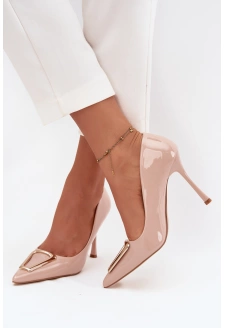 Lakované dámské lodičky na jehlovém podpatku se zlatým detailem Paivelle – béžové