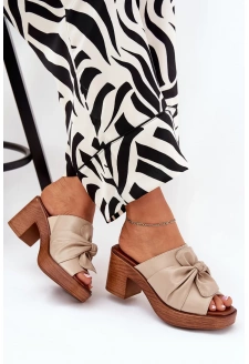 Dámské pantofle na sloupku z eko kůže – béžové Kikilla