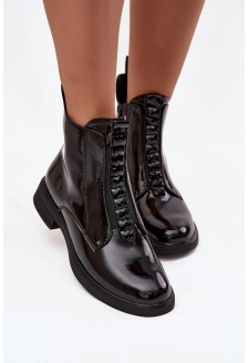 Lakované dámské boty z přírodní kůže D&A – černé