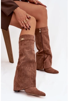 Dámské zateplené kozačky na podpatku s vyhrnutou horní částí Evyra – tmavě béžové, eko semiš