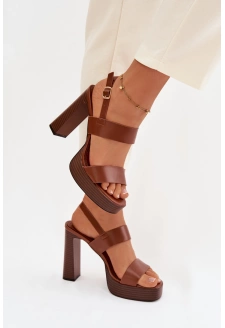 Dámské sandály na sloupkovém podpatku a platformě z eko kůže Hanelia – camel