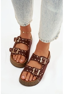 Dámské pantofle se zlatými přezkami a cvočky – hnědé Tervina