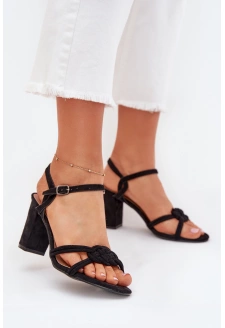 Sandály na podpatku Mavira – černé