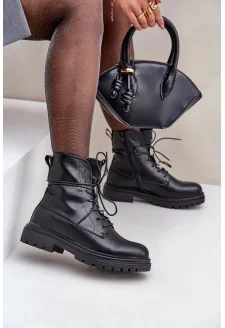 Zateplené Kotníkové Boty S Ozdobnými Špendlíky Na Šněrování Černé Irivina