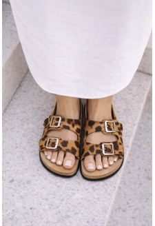 Dámské pantofle s přezkami – panterka Oliena