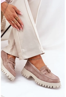 Dámské semišové mokasíny s dekorativní připínkou „Miś“ Vinceza – béžové