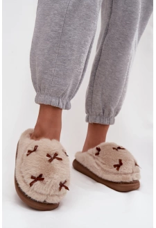 Dámské domácí pantofle s kožíškem a mašličkami – béžové Saviera