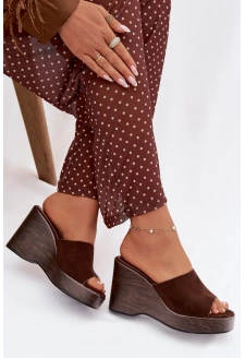 Dámské pantofle na klínku – čokoládové Ravelia