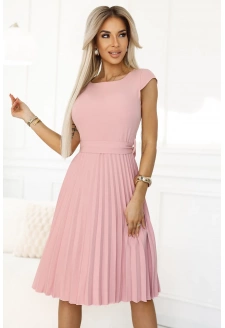 Klasické plisované šaty LILA s krátkým rukávem a páskem - pudrově růžová