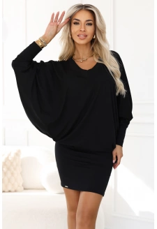 402-10 Wygodna sukienka nietoperz z długim rękawkiem - czarna