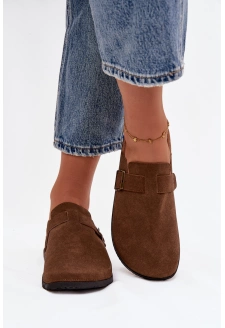 Dámské pantofle a chodaki na platformě s přezkou – hnědé Selio