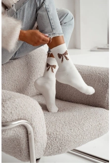 Dámské froté ponožky s puntíkovanou mašlí – ecru