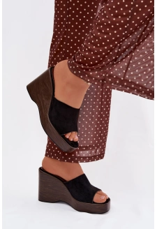 Dámské pantofle na klínku – černé Ravelia