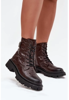 Dámské kožené botky Artiker – hnědé, s efektem mačkání a s přezkou