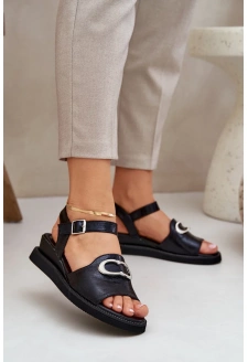 Dámské lakované sandály na klínku s ozdobou Černé Salianes