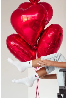 Dámské ponožky s drobným srdíčkem – bílé