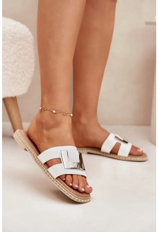 Dámské ploché pantofle s ozdobným detailem Artiker – bílé