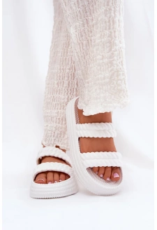 Dámské lehké pěnové pantofle na platformě S.Barski – bílé