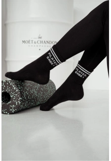 Dámské ponožky s nápisem „PILATES, BABE!“ – černé