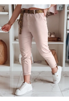 Spodnie damskie casualowe z paskiem MADELINA różowe Dstreet UY2627