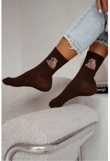 Dámské bavlněné ponožky se sedící kapibarou – čokoládové