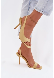 Dámské sandály na jehlovém podpatku z eko semiše Calvoria – žluté
