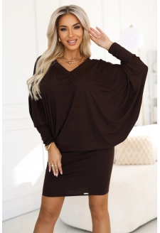 402-9 Wygodna sukienka nietoperz z długim rękawkiem - czekoladowa