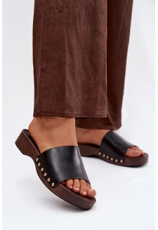 Dámské pantofle se zlatými cvočky – černé Terissa