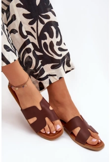 Dámské ploché pantofle s výřezy – tmavě hnědé