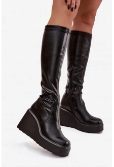 Dámské kotníkové boty Terisse na klínovém podpatku – černé