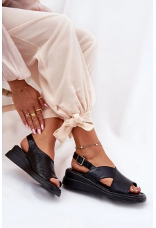 Dámské lakované sandály na klínku z eko kůže - černé Quilara