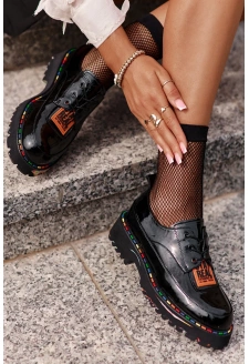 Lakované Dámské Polobotky Šněrovací Artiker Černé