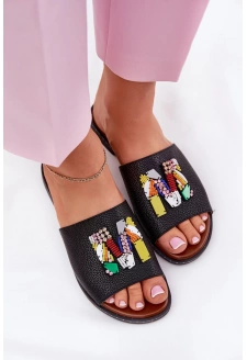 Dámské pantofle na nízkém podpatku s ozdobou – černé Clelione