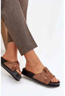 Dámské pantofle z eko semiše s pásky – hnědé Marivessa