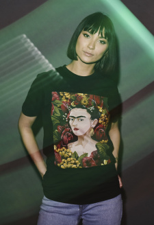 Ladies Frida Kahlo Portrait Tee black